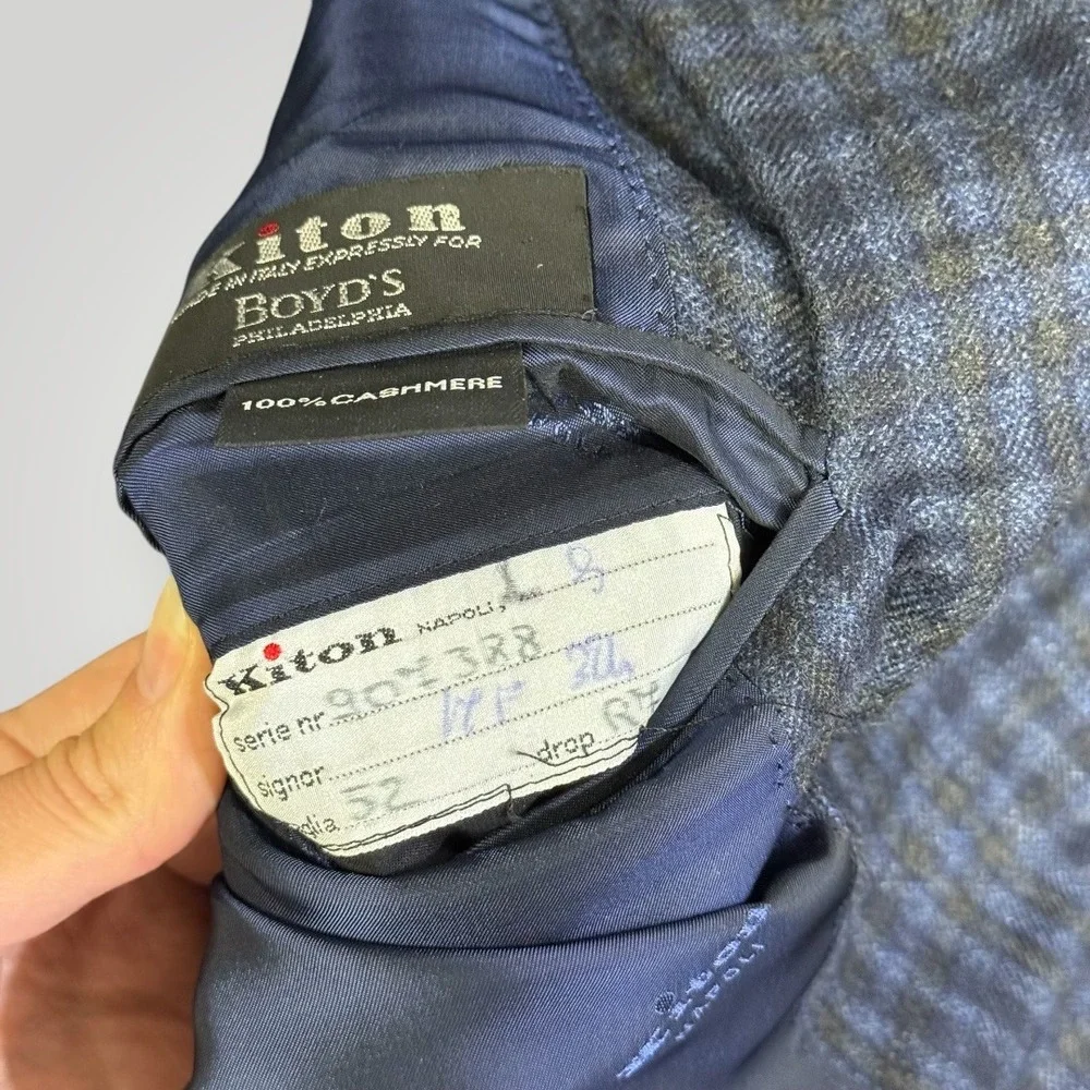 Kiton 100% Cashmere Sport‎ Coat Mens 42R Blue Grey Plaid Blazer Italy Boyd's